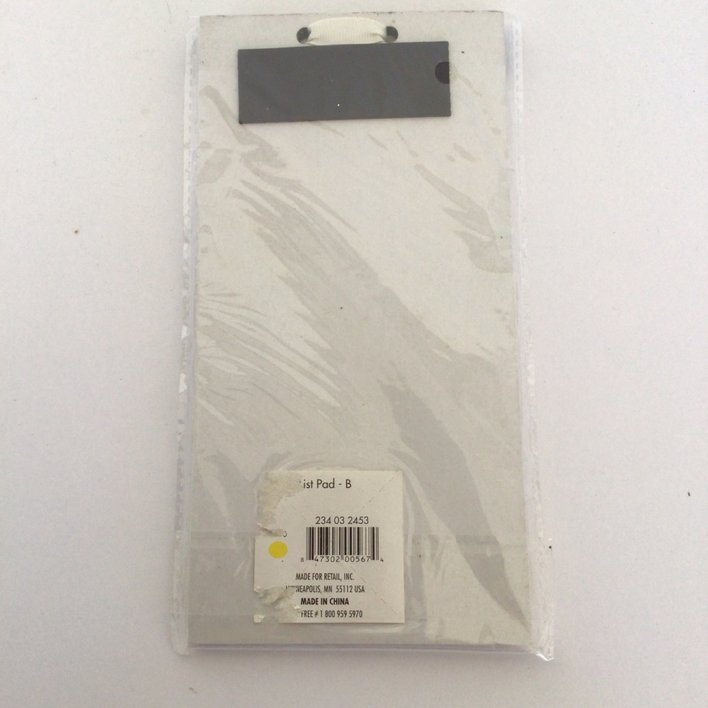 TARGET MONOGRAM B MAGNETIC NOTE PAD NWT - Picture 3 of 4